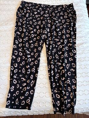 Black Trouser Pants with Leopard Print